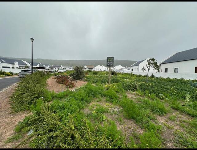 LAND FOR SALE IN HARBOUR LIGHTS